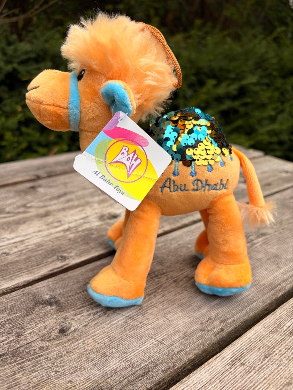 Disco camel from UAE, Abu Dhabi stuffed animal toy, with loop, BNWT.